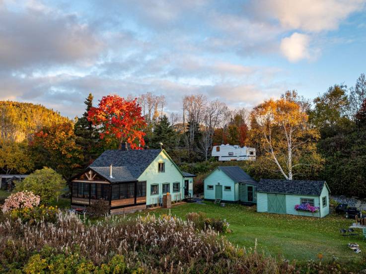 House for sale - Baie-Sainte-Catherine, Charlevoix (BSC006)