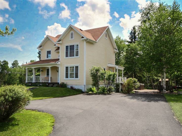 Courtage immobilier PetiteRivièreSaintFrançois Secteur Charlevoix (page 1)