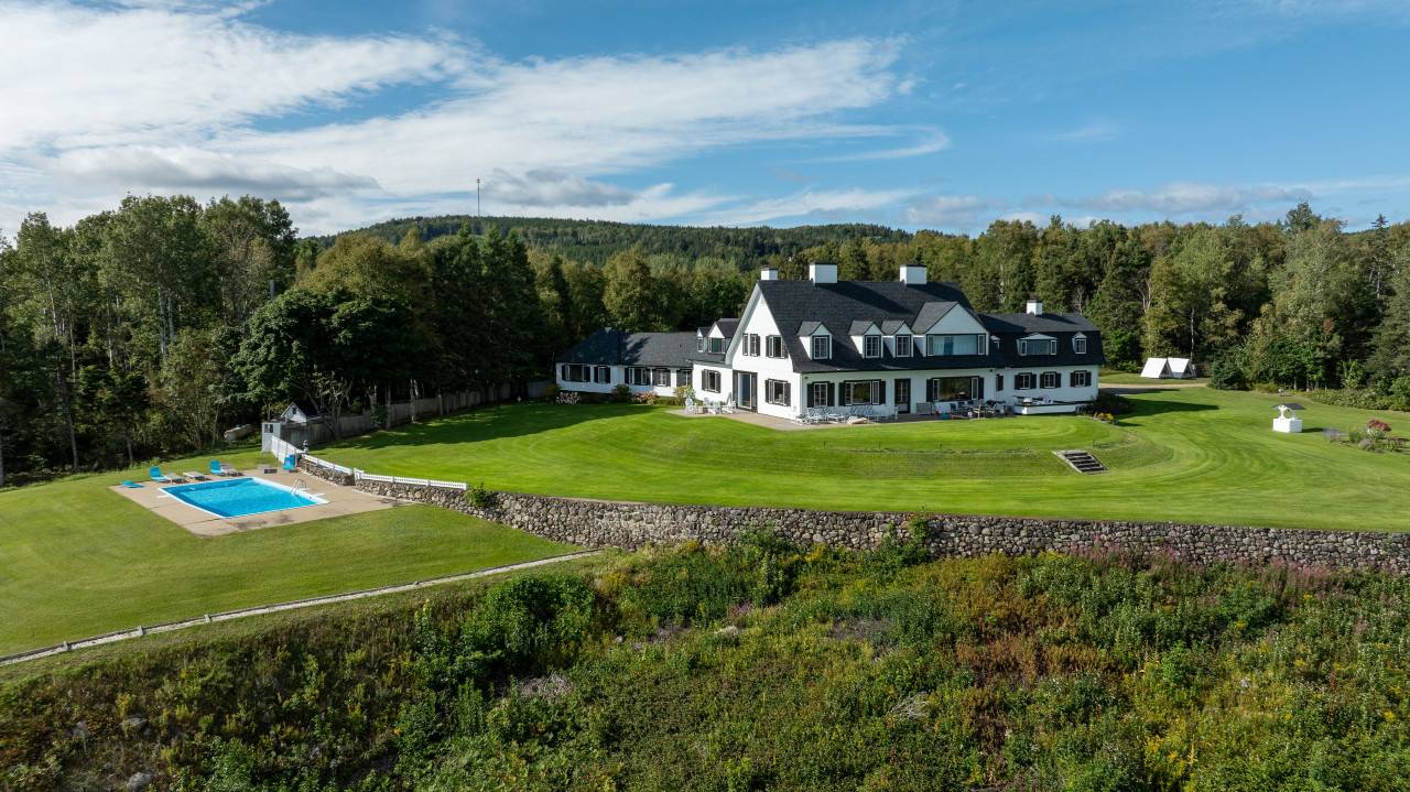 25 - Domain and cottage for rent, La Malbaie (Code - 915, charlevoix)