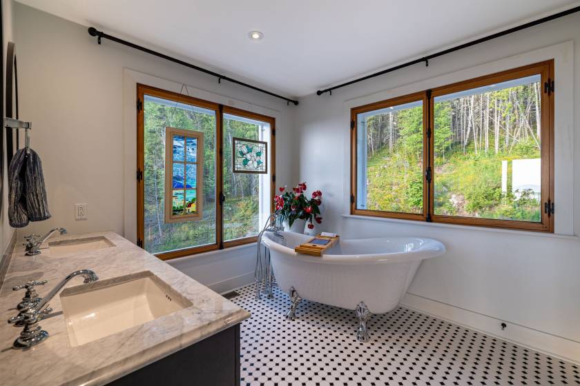 18 - House for sale, La Malbaie (Code - mb427, Charlevoix)