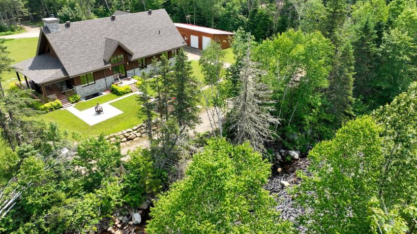 2 - Maison à vendre, Baie-Saint-Paul (Code - sp932, Charlevoix)