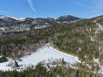 Terrain et terre à vendre - Baie-Saint-Paul, Charlevoix (SP924)