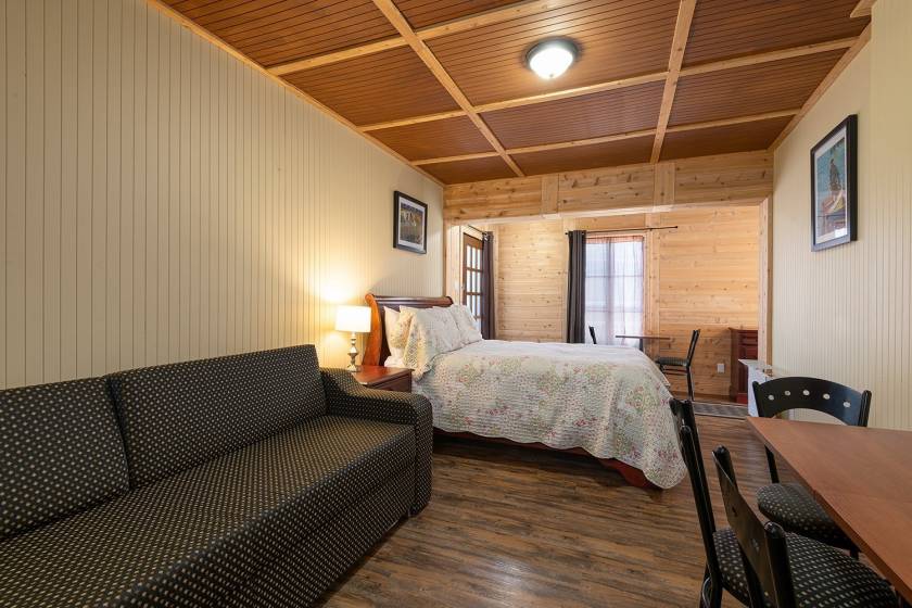 17 - Commercial for sale, Petite-Rivière-Saint-François (Code - pr713, Charlevoix)