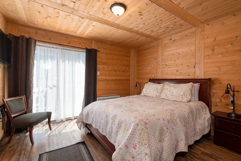 18 - Commercial for sale, Petite-Rivière-Saint-François (Code - pr713, Charlevoix)