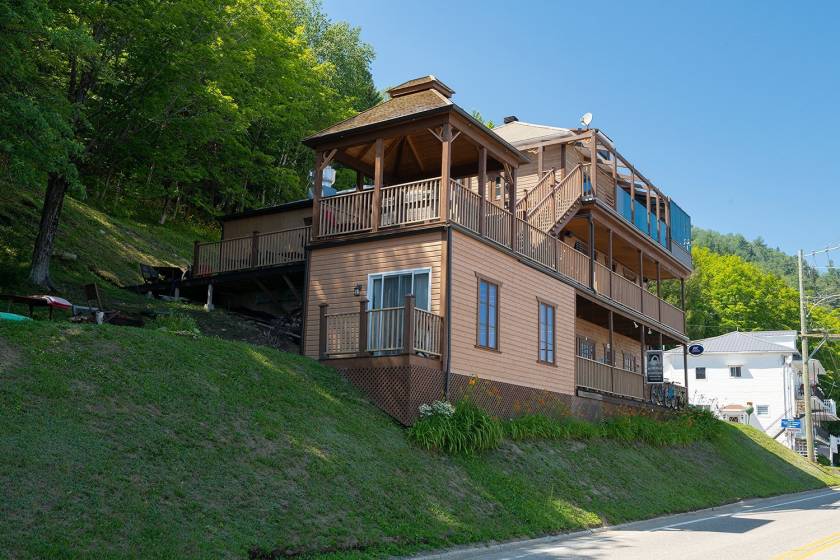 2 - Commercial for sale, Petite-Rivière-Saint-François (Code - pr713, Charlevoix)