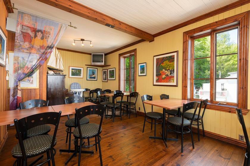 7 - Commercial for sale, Petite-Rivière-Saint-François (Code - pr713, Charlevoix)