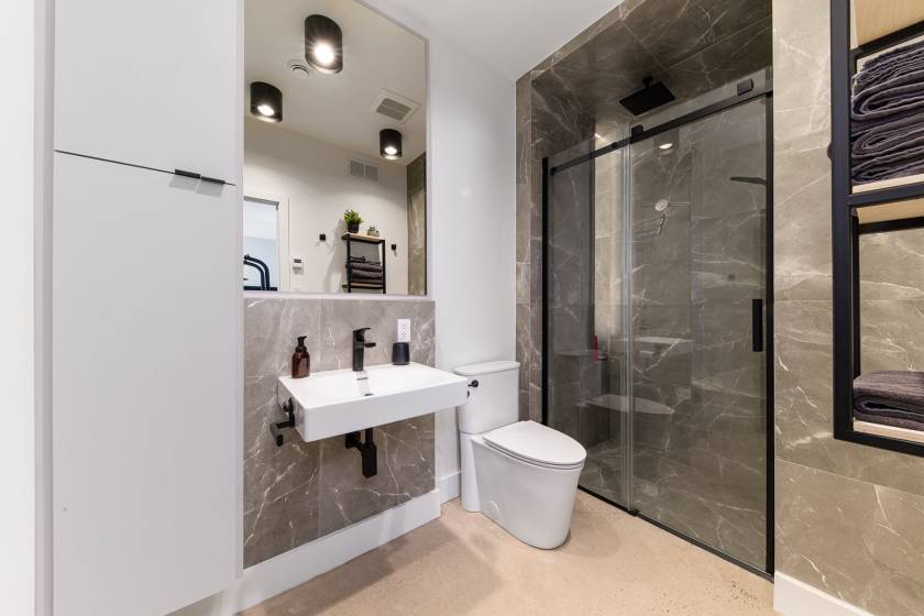 16 - Maison à vendre, Petite-Rivière-Saint-François (Code - pr845, Charlevoix)