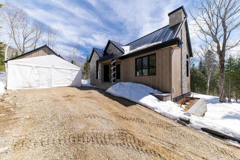 23 - Maison à vendre, Petite-Rivière-Saint-François (Code - pr845, Charlevoix)