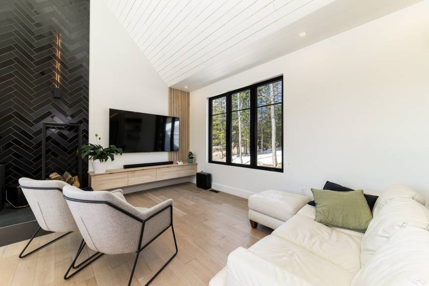 7 - Maison à vendre, Petite-Rivière-Saint-François (Code - pr845, Charlevoix)