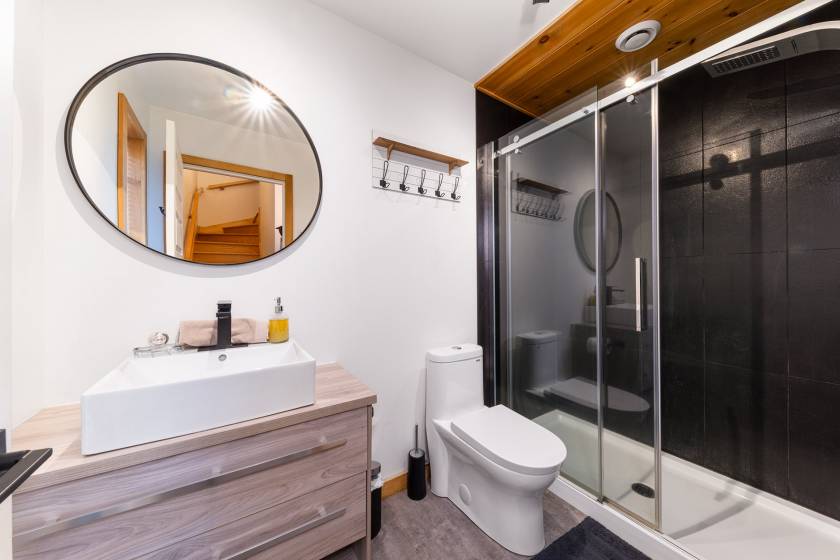 14 - Maison à vendre, Petite-Rivière-Saint-François (Code - pr803, Charlevoix)