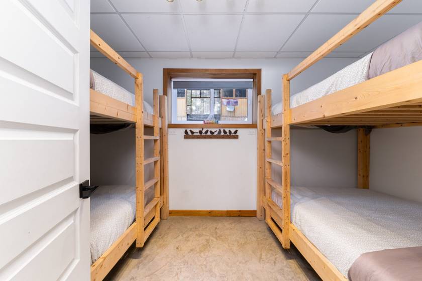 15 - Maison à vendre, Petite-Rivière-Saint-François (Code - pr803, Charlevoix)