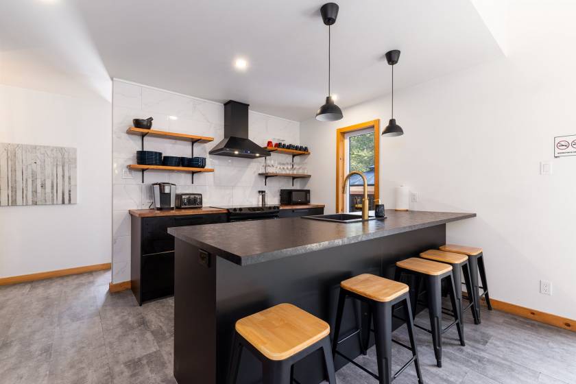 4 - Maison à vendre, Petite-Rivière-Saint-François (Code - pr803, Charlevoix)