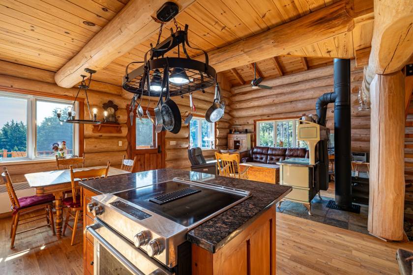 12 - House for sale, Saint-Urbain (Code - su089, Charlevoix)