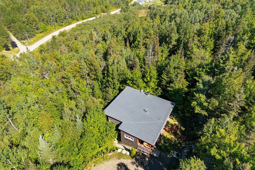 22 - House for sale, Saint-Aimé-des-Lacs (Code - sal038, Charlevoix)