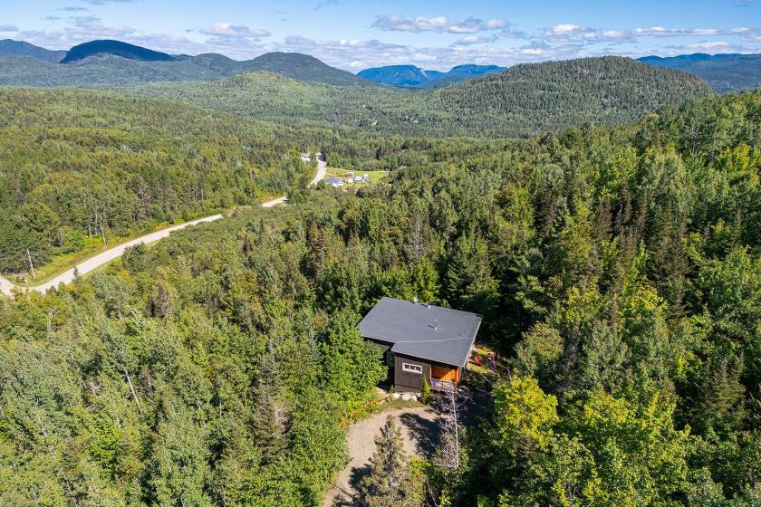 24 - House for sale, Saint-Aimé-des-Lacs (Code - sal038, Charlevoix)