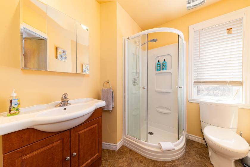 9 - Maison à vendre, Petite-Rivière-Saint-François (Code - pr809, Charlevoix)