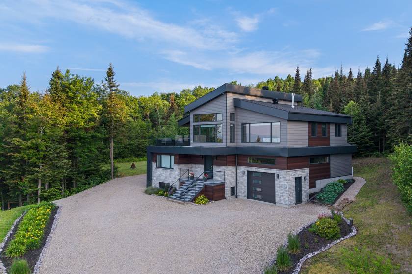 2 - House for sale, Les Éboulements (Code - eb323, Charlevoix)