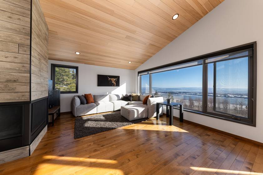 9 - Maison à vendre, Les Éboulements (Code - eb323, Charlevoix)