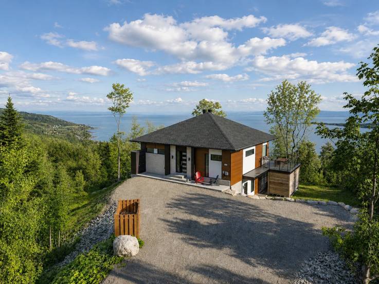 House for sale - Les Éboulements, Charlevoix (EB329)