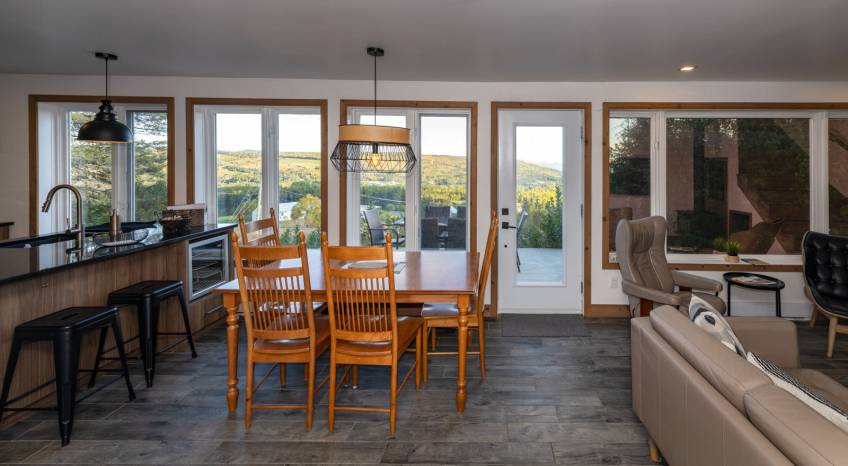 12 - Maison à vendre, Saint-Urbain (Code - su085, Charlevoix)