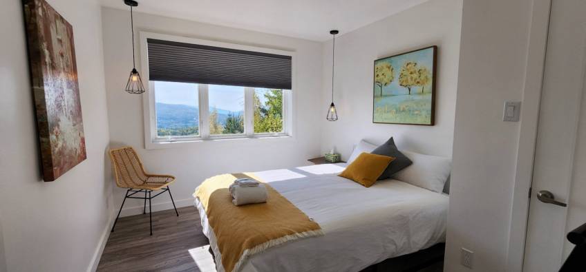 22 - Maison à vendre, Saint-Urbain (Code - su085, Charlevoix)