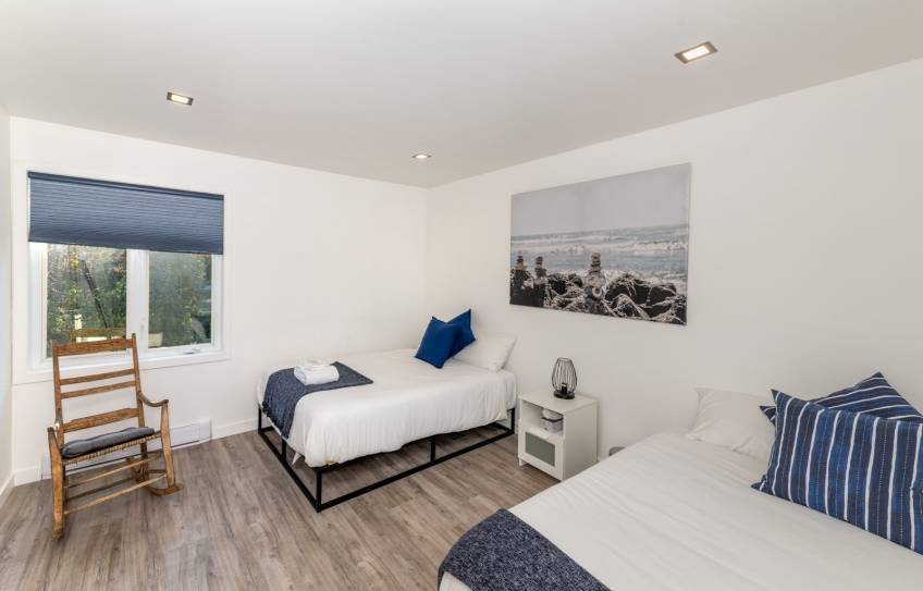 25 - Maison à vendre, Saint-Urbain (Code - su085, Charlevoix)