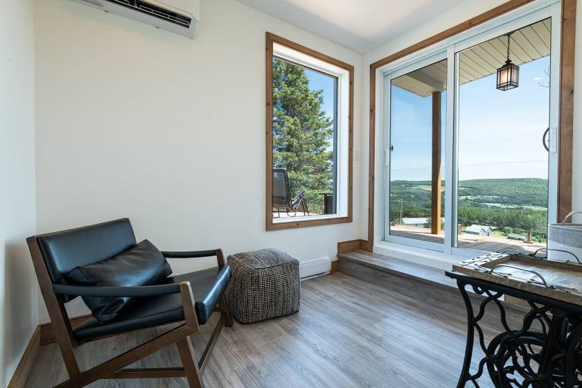 30 - Maison à vendre, Saint-Urbain (Code - su085, Charlevoix)