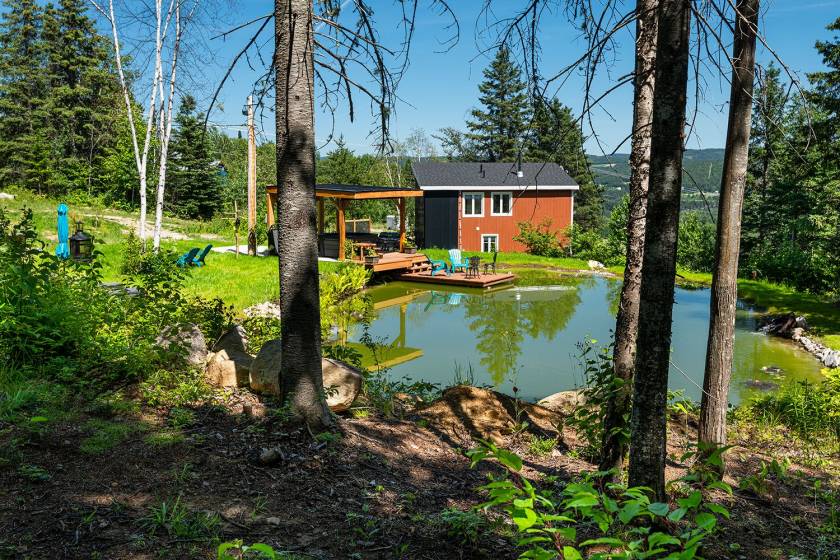 32 - Maison à vendre, Saint-Urbain (Code - su085, Charlevoix)