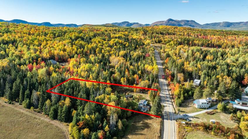 39 - Maison à vendre, Saint-Urbain (Code - su085, Charlevoix)