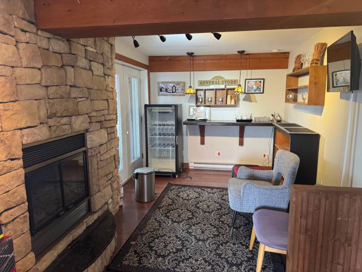 11 - Maison à vendre, Petite-Rivière-Saint-François (Code - pr849, Charlevoix)
