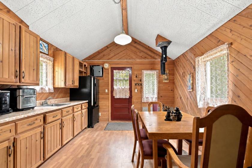 25 - House for sale, Petite-Rivière-Saint-François (Code - pr879, Charlevoix)