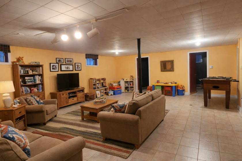 28 - Maison à vendre, Baie-Saint-Paul (Code - sp910, Charlevoix)