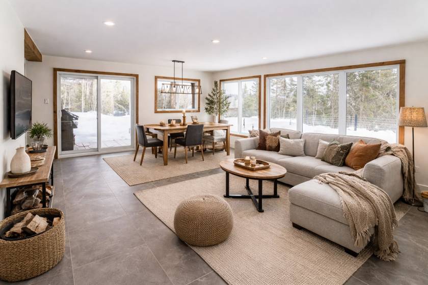 16 - Maison à vendre, Saint-Urbain (Code - su087, Charlevoix)