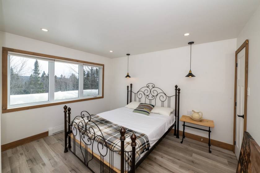 20 - Maison à vendre, Saint-Urbain (Code - su087, Charlevoix)