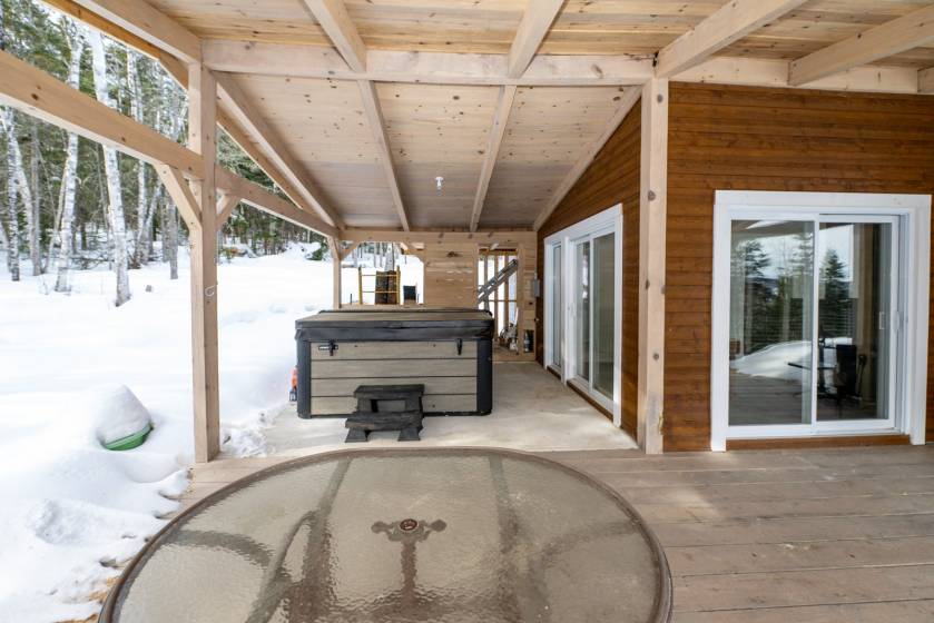 44 - Maison à vendre, Saint-Urbain (Code - su087, Charlevoix)