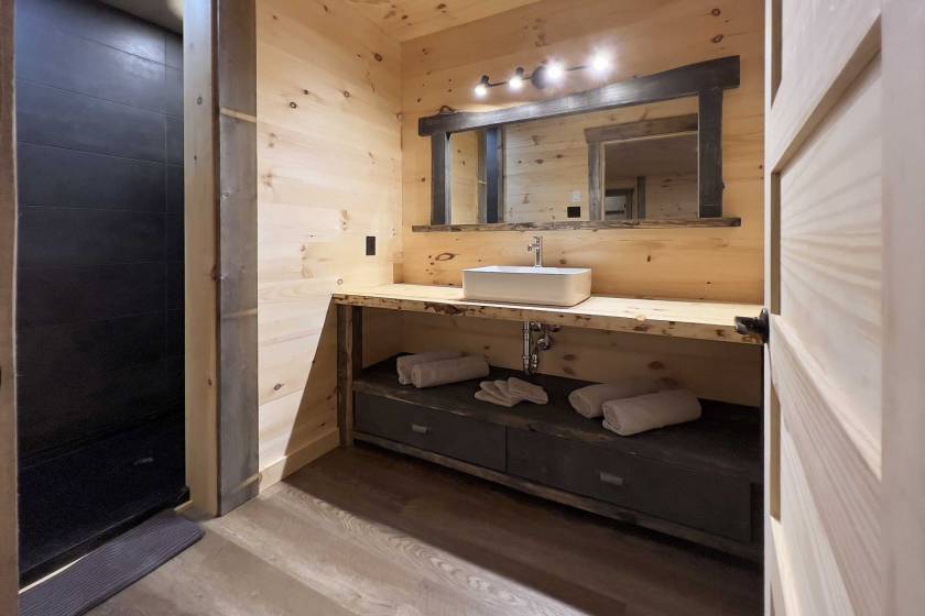 19 - Maison à vendre, La Malbaie (Code - mb419, Charlevoix)