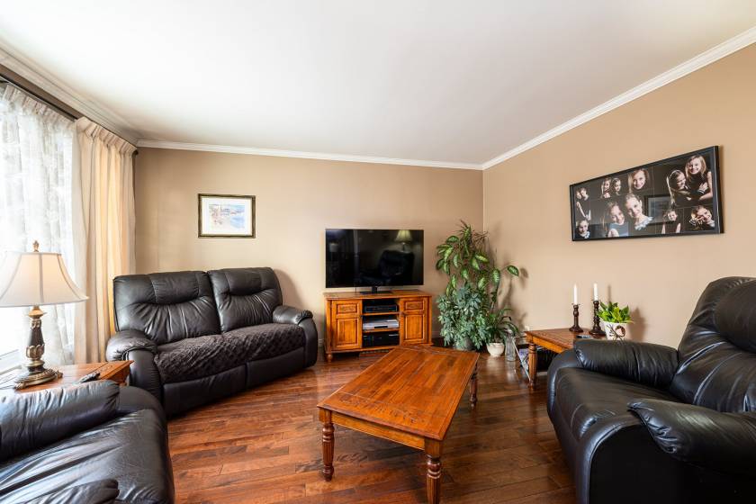 10 - Maison à vendre, Saint-Urbain (Code - su088, Charlevoix)