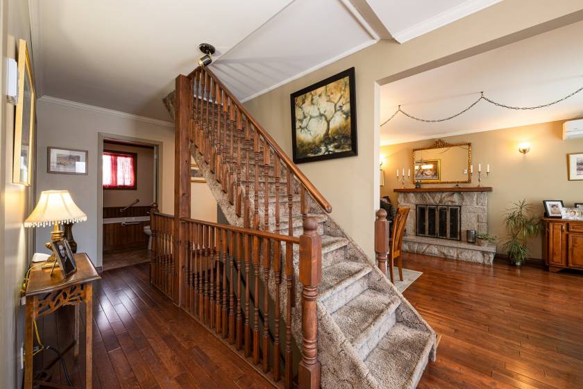 7 - Maison à vendre, Saint-Urbain (Code - su088, Charlevoix)