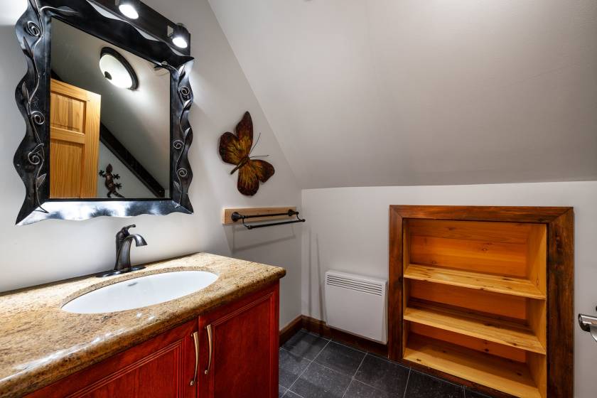 15 - Maison à vendre, Petite-Rivière-Saint-François (Code - pr833, Charlevoix)