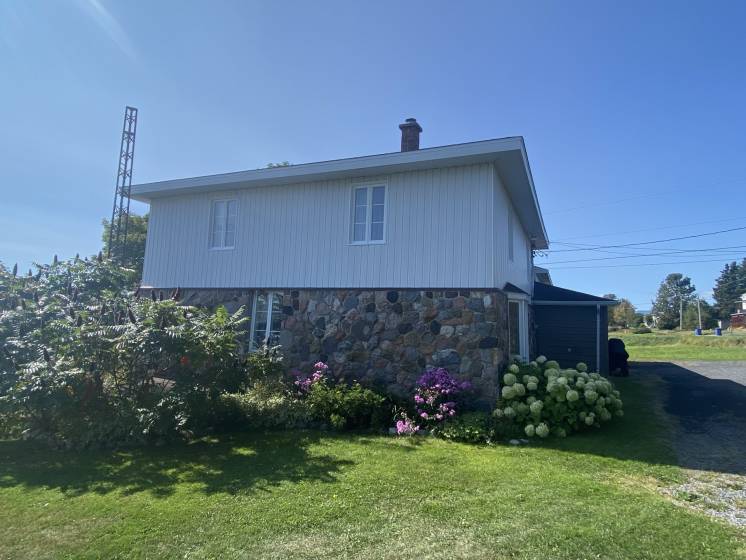 5 - House for sale, L'Isle-aux-Coudres (Code - ic043, Charlevoix)