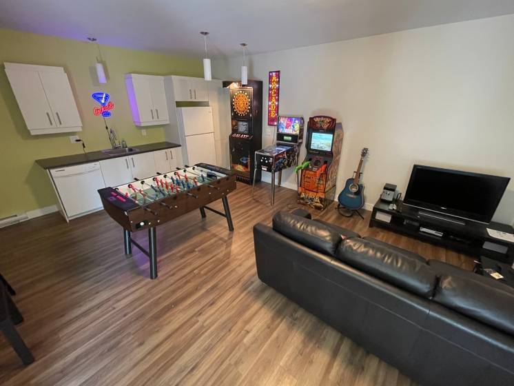 16 - Maison à vendre, Petite-Rivière-Saint-François (Code - pr830, Charlevoix)