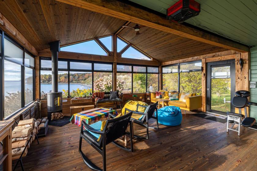 32 - Maison à vendre, Baie-Sainte-Catherine (Code - bsc006, Charlevoix)