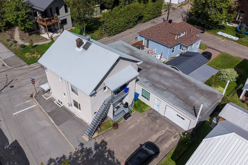 4 - Triplex à vendre, Baie-Saint-Paul (Code - sp936, Charlevoix)