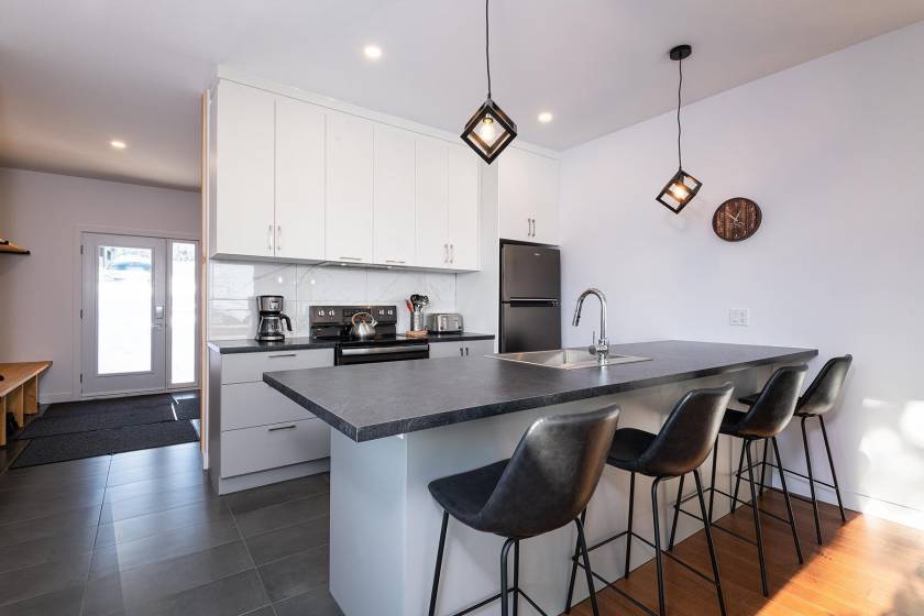 6 - House for sale, Petite-Rivière-Saint-François (Code - pr847, Charlevoix)