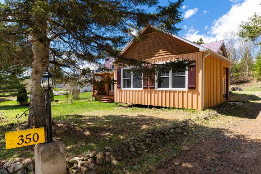 2 - Maison à vendre, La Malbaie (Code - mb425, Charlevoix)
