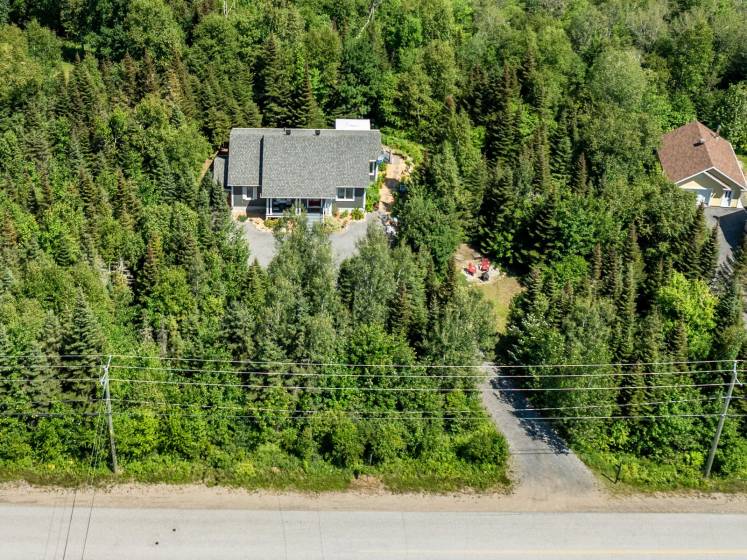 2 - Maison à vendre, Les Éboulements (Code - eb322, Charlevoix)